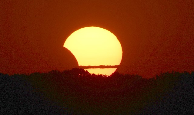 затемнување на Сонцето
