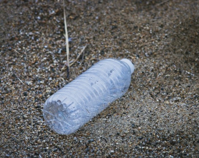 clear plastic bottle