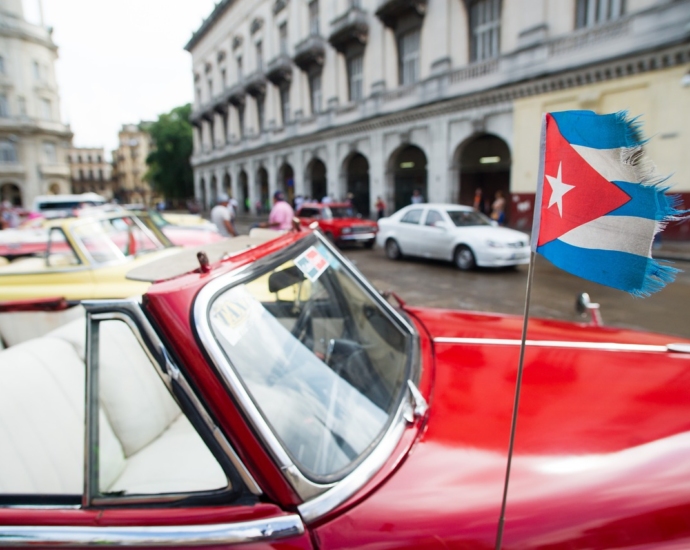 car, cuba, flag