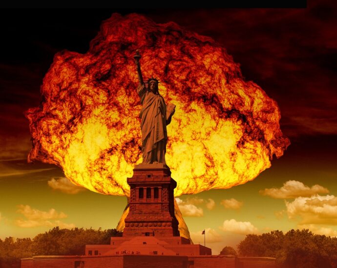 statue of liberty, mushroom cloud, atomic bomb, nuclear weapons, explosion, mushroom, nuclear powers, usa, north korea, fear, war, destruction, threat, radioactive, radioactivity, abstract, new york